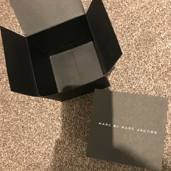 Marc Jacobs watch - Picture 4 of 8